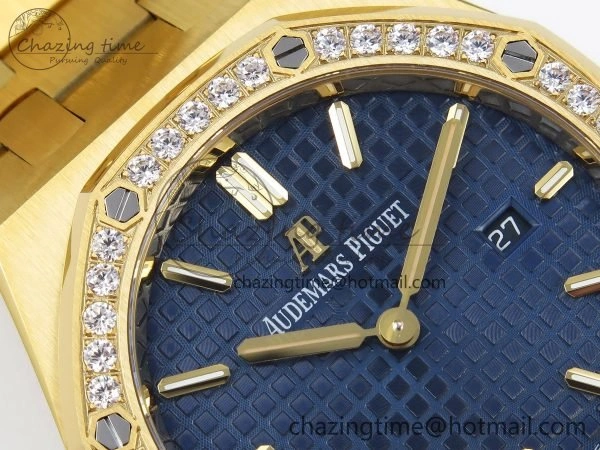 Lady Royal Oak 33mm 67651 Diamonds Bezel YG ZF 1:1 Best Edition Blue Textured Dial on YG Bracelet RONDA Quartz Efficient 4478