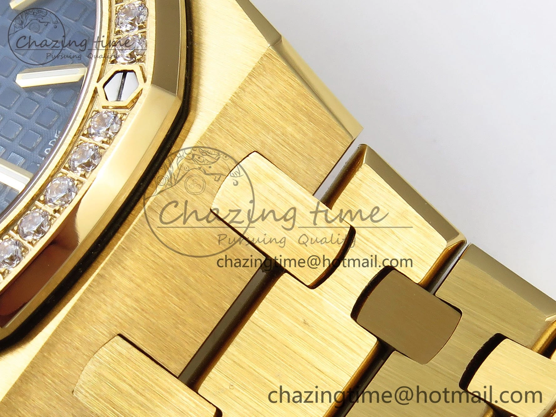 Lady Royal Oak 33mm 67651 Diamonds Bezel YG ZF 1:1 Best Edition Blue Textured Dial on YG Bracelet RONDA Quartz Efficient 4478