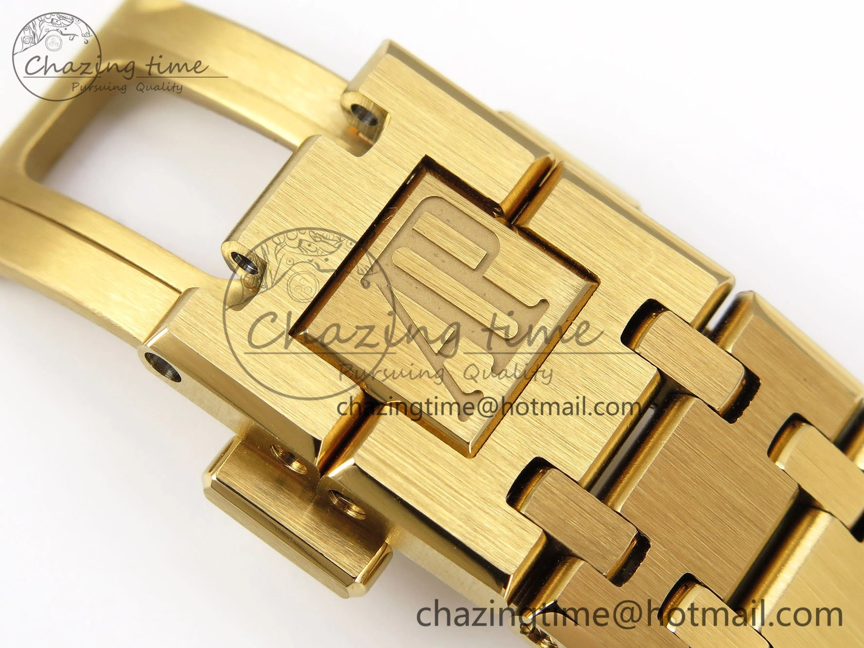 UrbanChic Lady Royal Oak 33mm 67651 Diamonds Bezel YG ZF 1:1 Best Edition White Textured Dial on YG Bracelet RONDA Quartz 4477