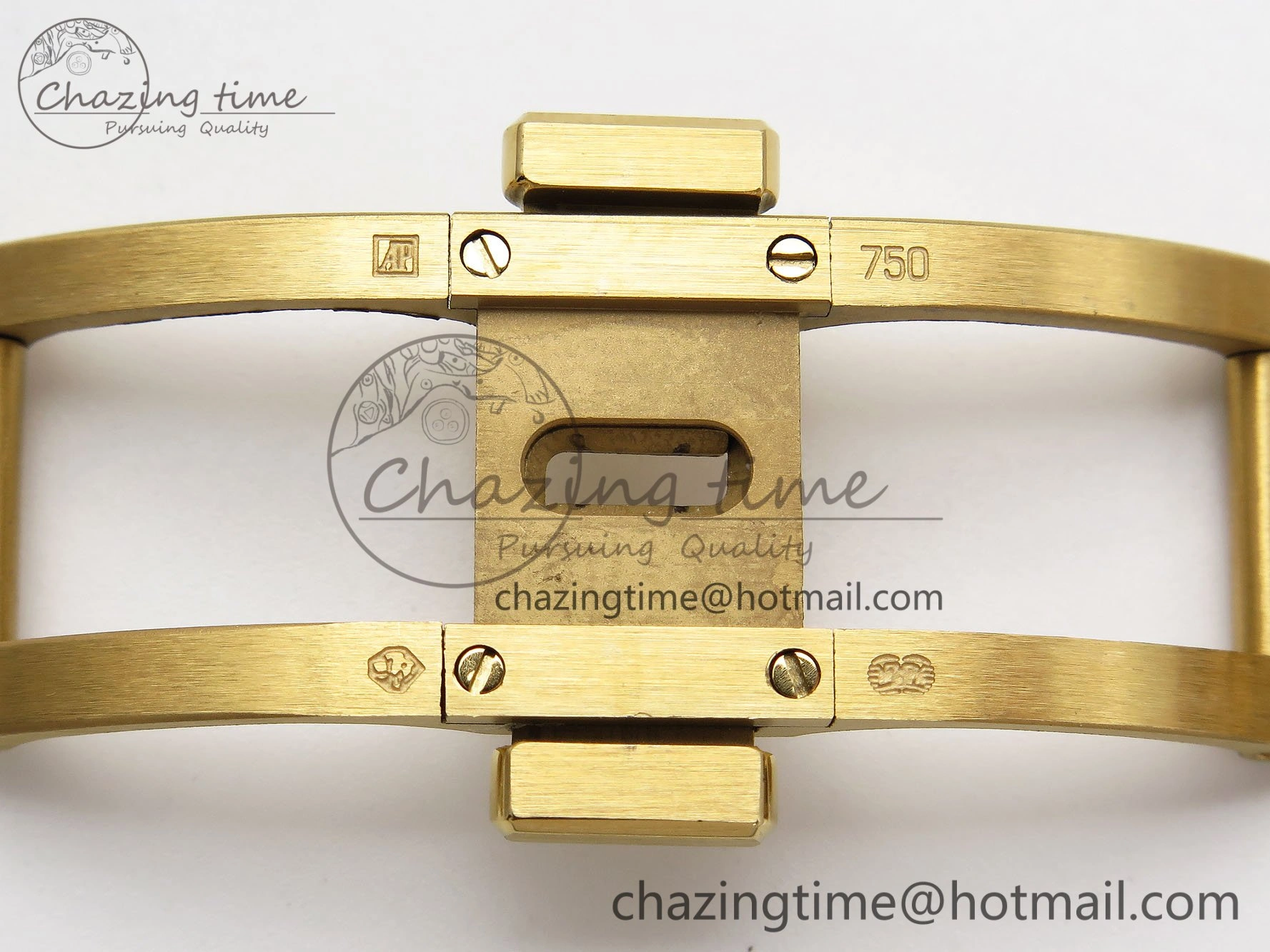 UrbanChic Lady Royal Oak 33mm 67651 Diamonds Bezel YG ZF 1:1 Best Edition White Textured Dial on YG Bracelet RONDA Quartz 4477