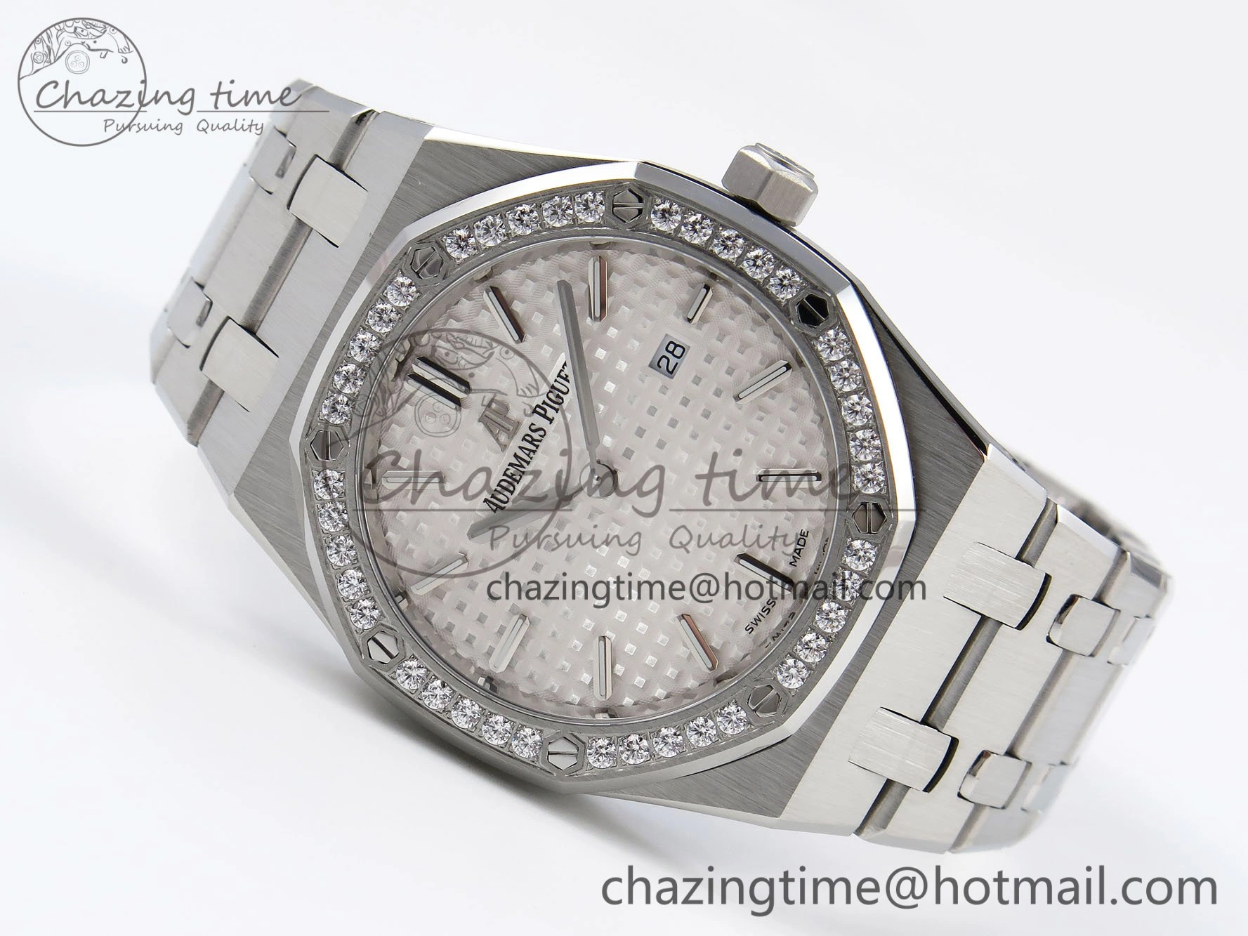 Lady Royal Oak 33mm 67651 Diamonds SS ZF 1:1 Best Edition White Textured Dial on SS Bracelet RONDA Quartz SmoothTexture 4480