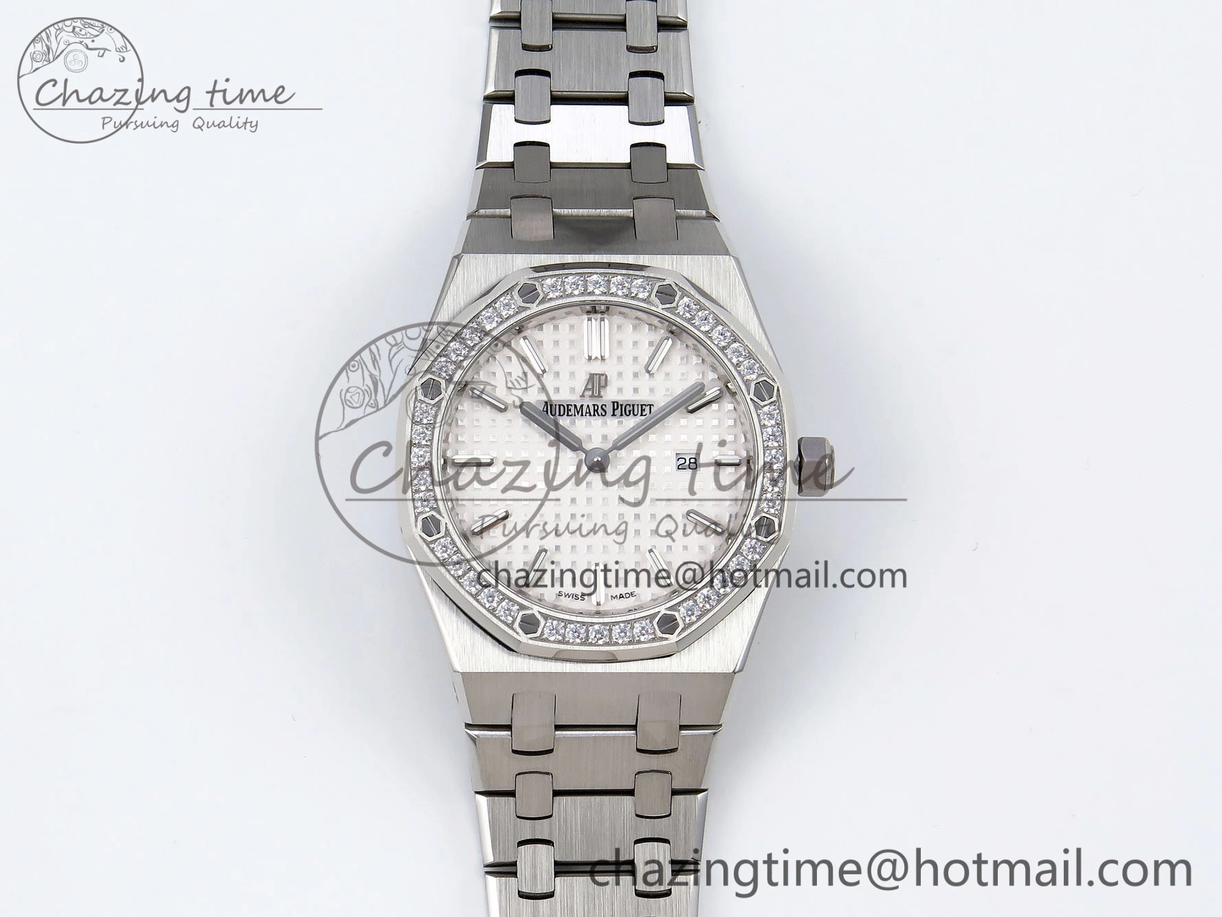 Lady Royal Oak 33mm 67651 Diamonds SS ZF 1:1 Best Edition White Textured Dial on SS Bracelet RONDA Quartz SmoothTexture 4480