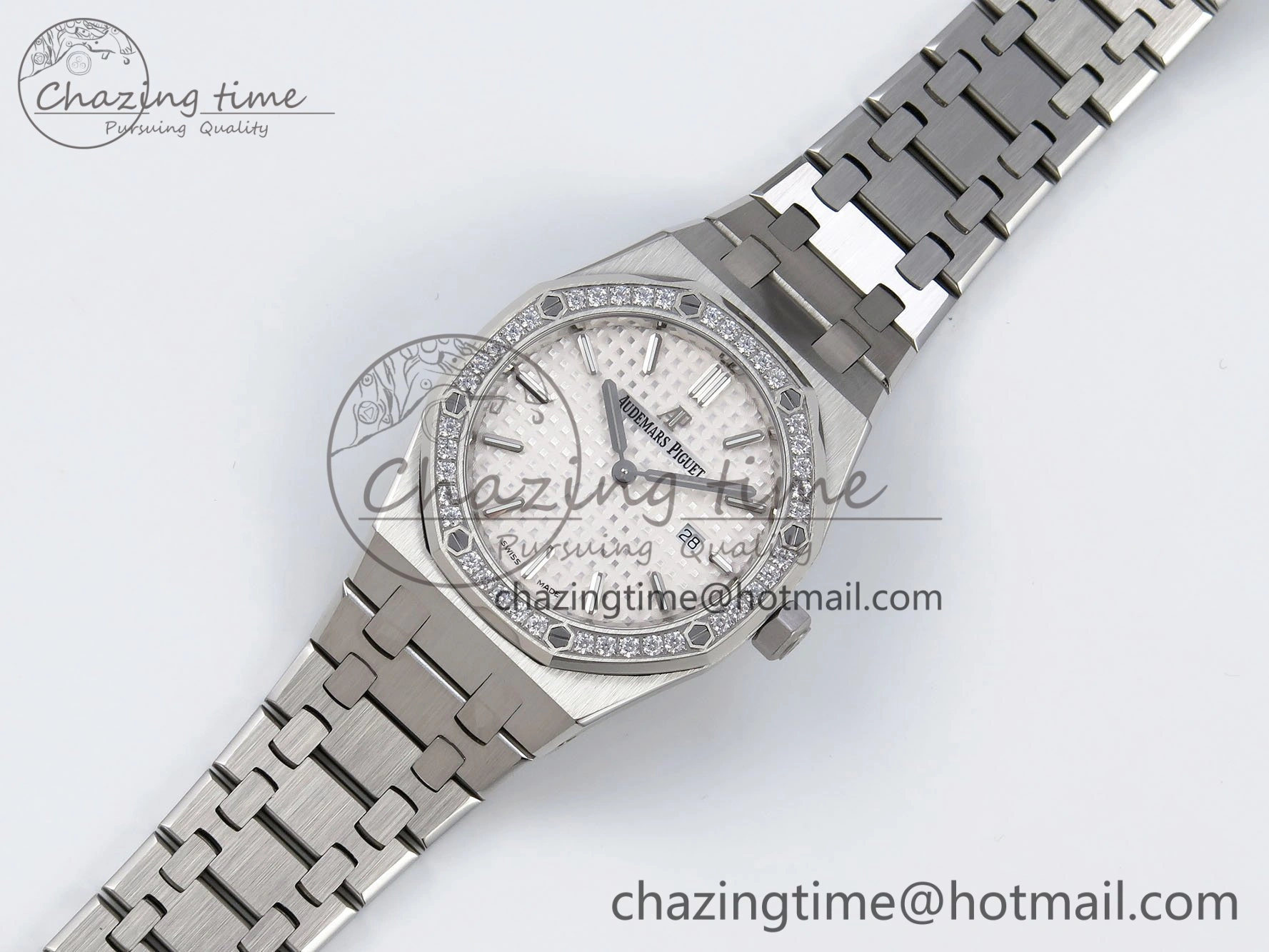 Lady Royal Oak 33mm 67651 Diamonds SS ZF 1:1 Best Edition White Textured Dial on SS Bracelet RONDA Quartz SmoothTexture 4480