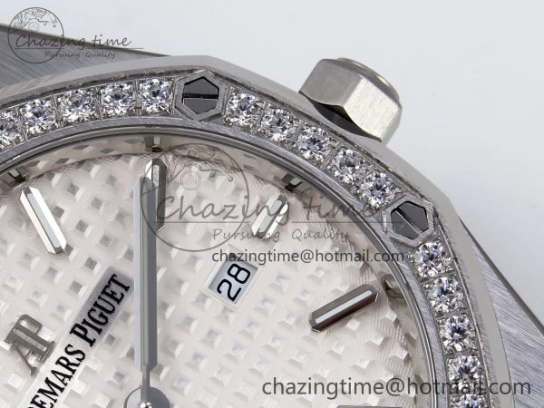 Lady Royal Oak 33mm 67651 Diamonds SS ZF 1:1 Best Edition White Textured Dial on SS Bracelet RONDA Quartz SmoothTexture 4480