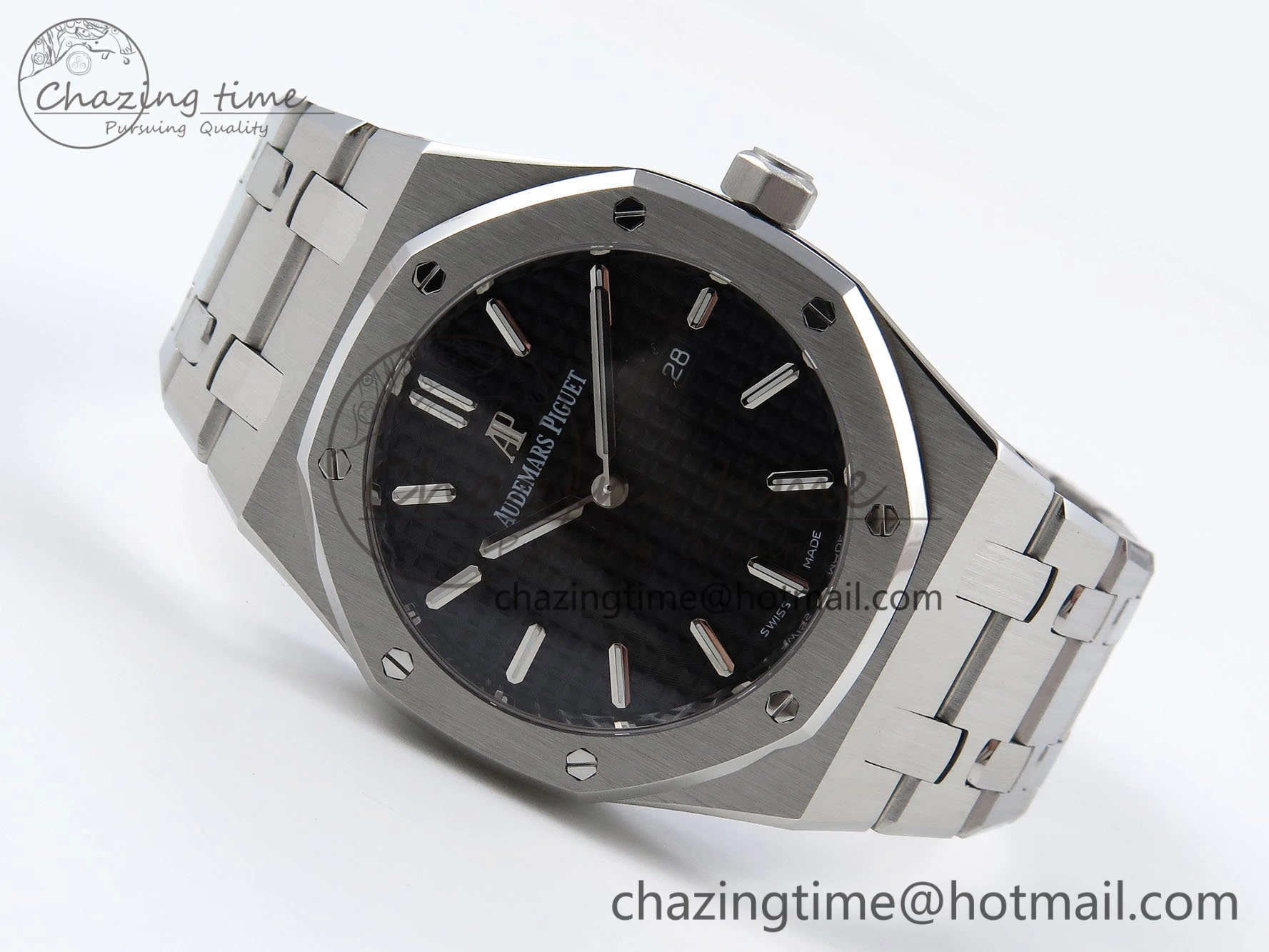UrbanStyle Lady Royal Oak 33mm 67651 SS ZF 1:1 Best Edition Black Textured Dial on SS Bracelet RONDA Quartz 4487