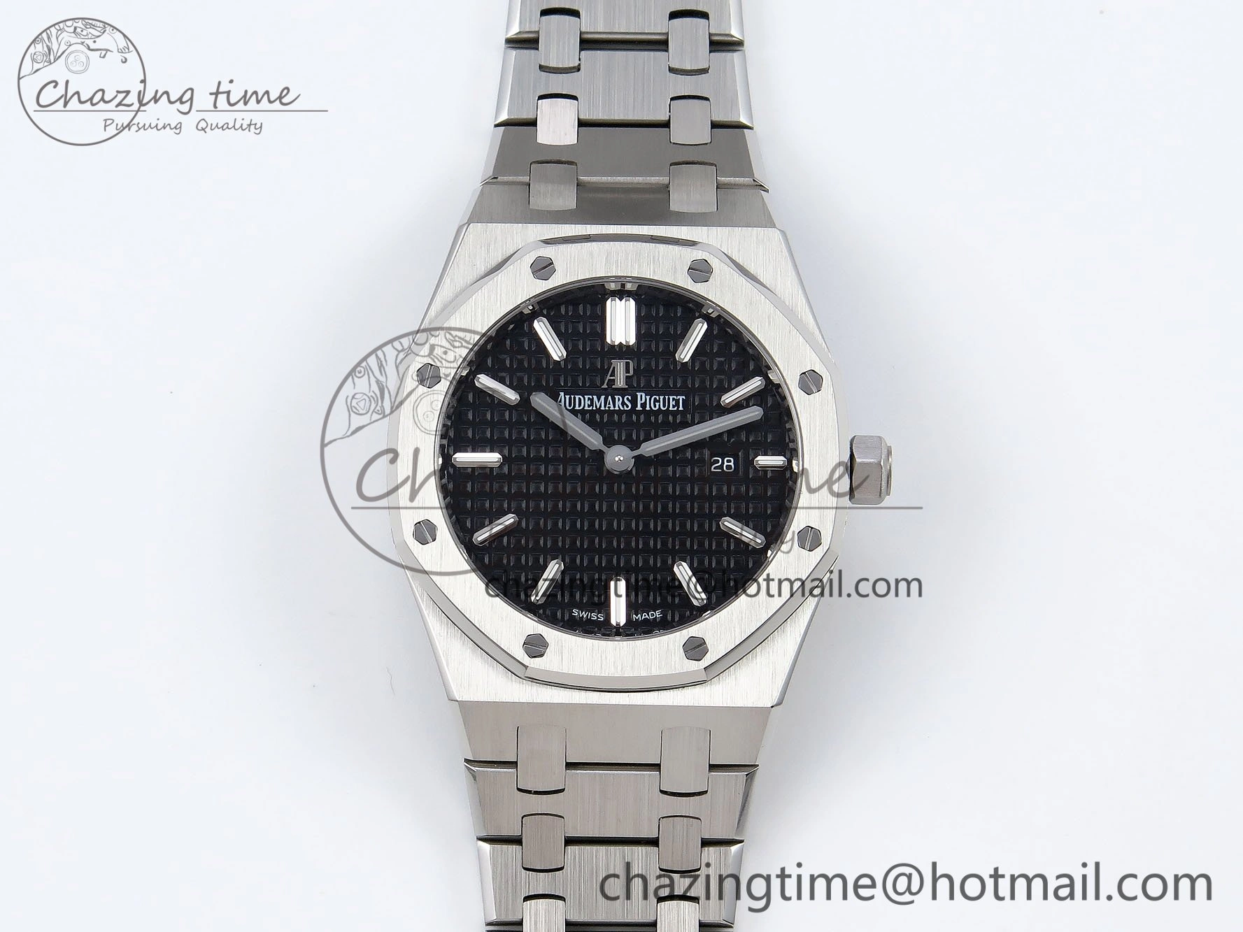 UrbanStyle Lady Royal Oak 33mm 67651 SS ZF 1:1 Best Edition Black Textured Dial on SS Bracelet RONDA Quartz 4487