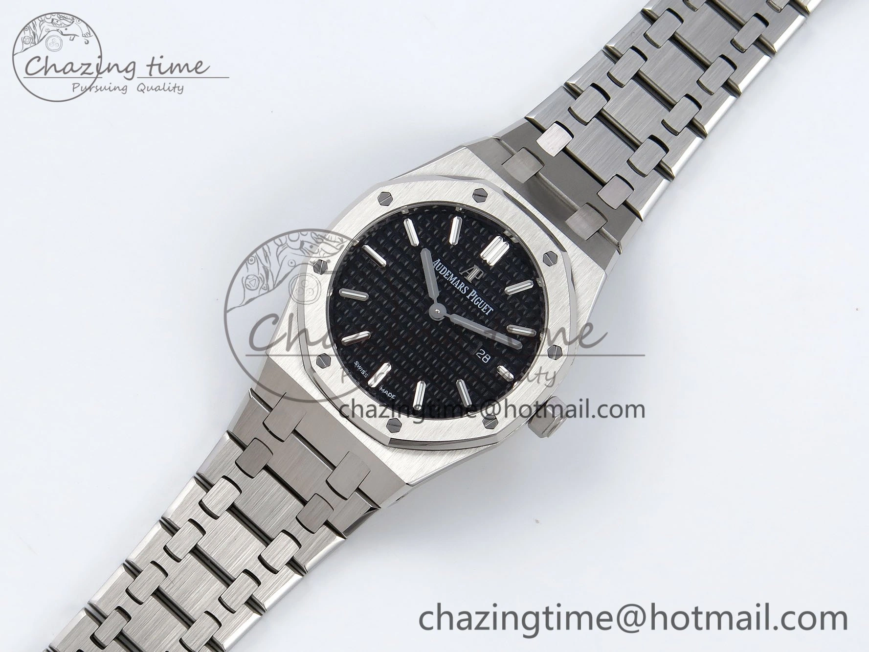 UrbanStyle Lady Royal Oak 33mm 67651 SS ZF 1:1 Best Edition Black Textured Dial on SS Bracelet RONDA Quartz 4487