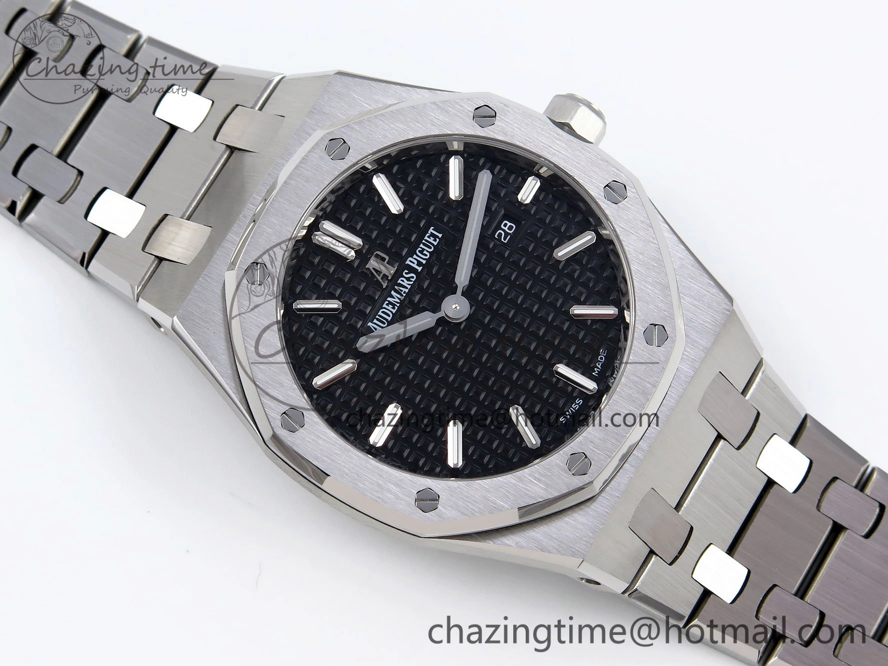 UrbanStyle Lady Royal Oak 33mm 67651 SS ZF 1:1 Best Edition Black Textured Dial on SS Bracelet RONDA Quartz 4487