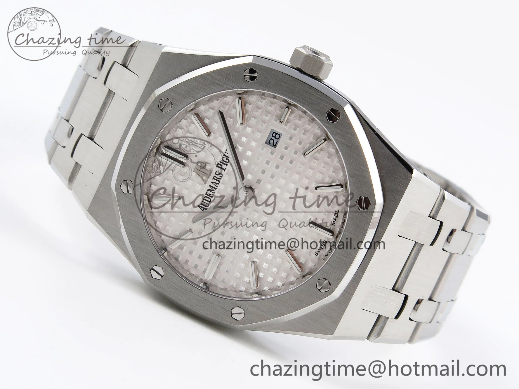 Contemporary Lady Royal Oak 33mm 67651 SS ZF 1:1 Best Edition White Textured Dial on SS Bracelet RONDA Quartz 10090
