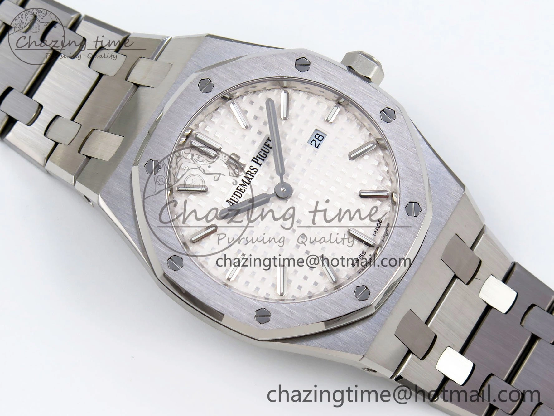 Contemporary Lady Royal Oak 33mm 67651 SS ZF 1:1 Best Edition White Textured Dial on SS Bracelet RONDA Quartz 10090