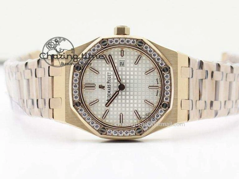 Practical Lady Royal Oak 33mm RG Silver Dial Diamonds Bezel on RG Bracelet RONDA Quartz 5133