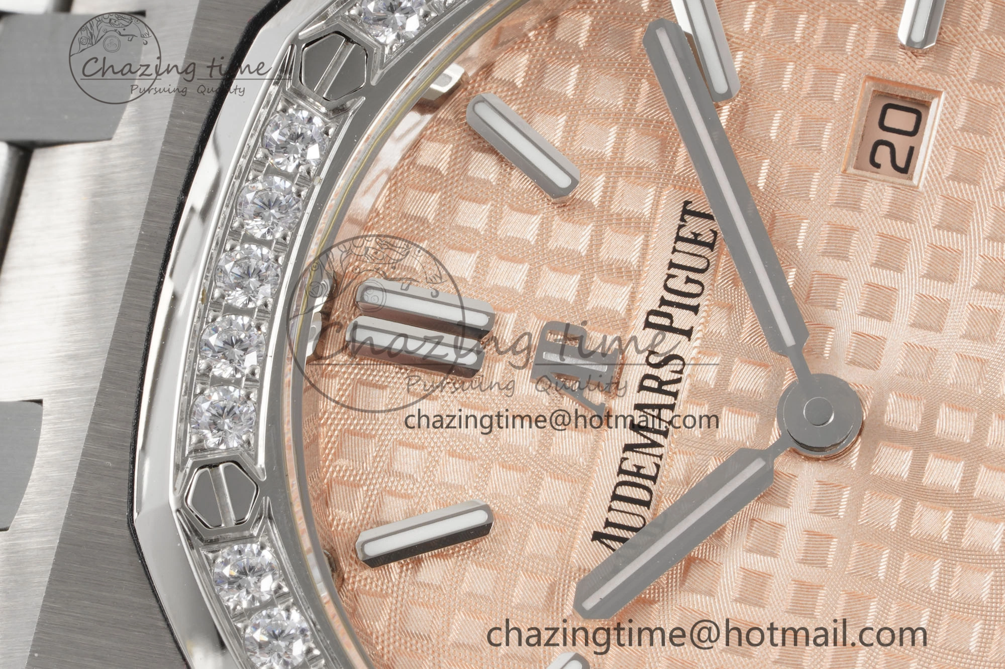 Lady Royal Oak 33mm SS Diamonds Bezel JJF 1:1 Best Edition Cream Dial on SS Bracelet ETA Quartz Stretchable 10143