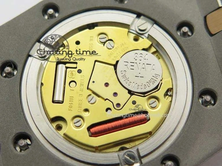 Seasonal Lady Royal Oak 33mm SS JF 1:1 Best Edition RG Bezel Silver Textured Dial On SS RG Bracelet Swiss Quartz 5039