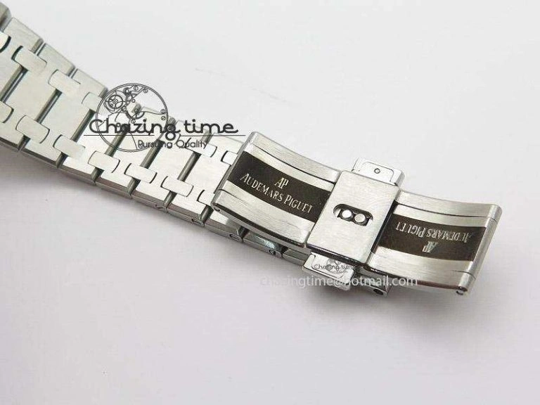 ComfortFit Lady Royal Oak 33mm SS Silver Textured Dial on SS Bracelet RONDA Quartz 5145
