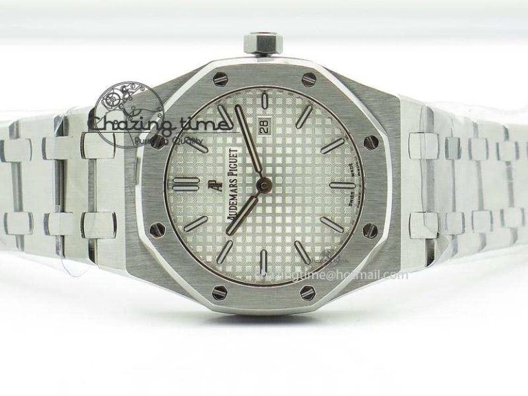 ComfortFit Lady Royal Oak 33mm SS Silver Textured Dial on SS Bracelet RONDA Quartz 5145