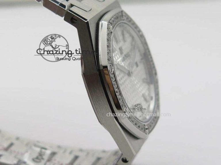 Lady Royal Oak 33mm SS White Textured Dial Diamonds Bezel on bracelet RONDA Quartz Trendy 5142