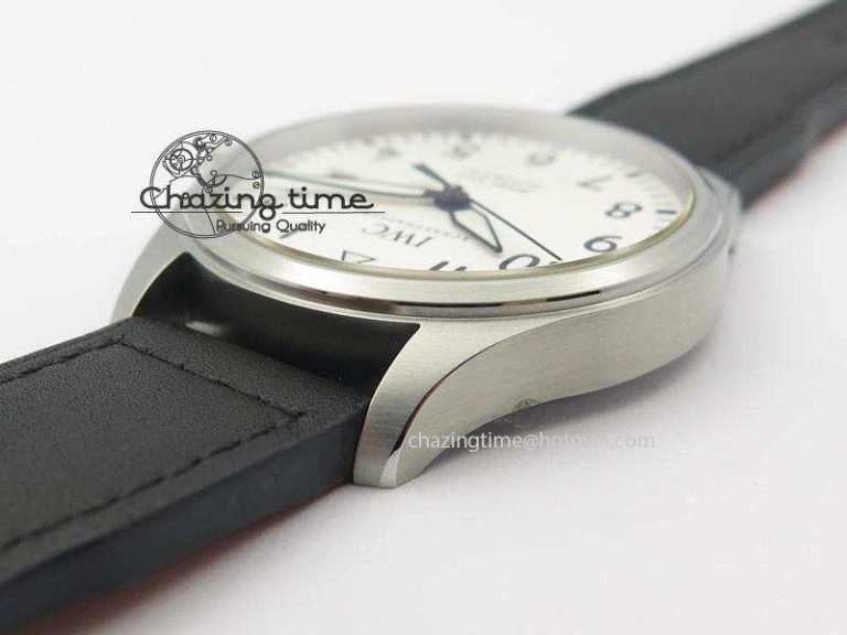 Packable Mark XVIII IW327002 SS Mk Maker Best Edition White Dial On Black Leather Strap A 7298