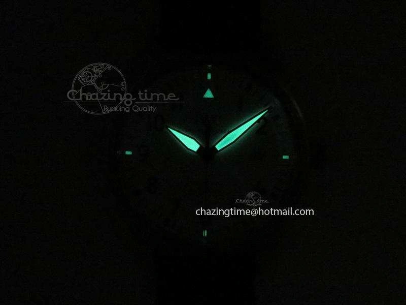 Mark XVIII IW327002 V6F Best Edition White Dial On Black Leather Strap A Affordable 7312