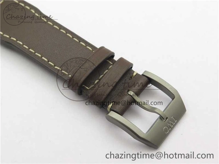 Reliable Mark XVIII IW327006 Titanium V7F 1:1 Best Edition Black Dial on Brown Leather Strap A 7080