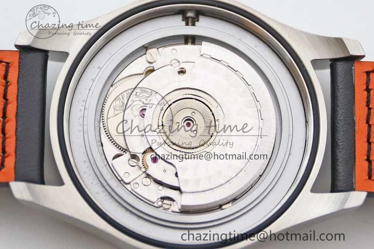 Refined Mark XVIII IW327012 SS M+F 1:1 Best Edition White Dial on Black Leather Strap A 7054