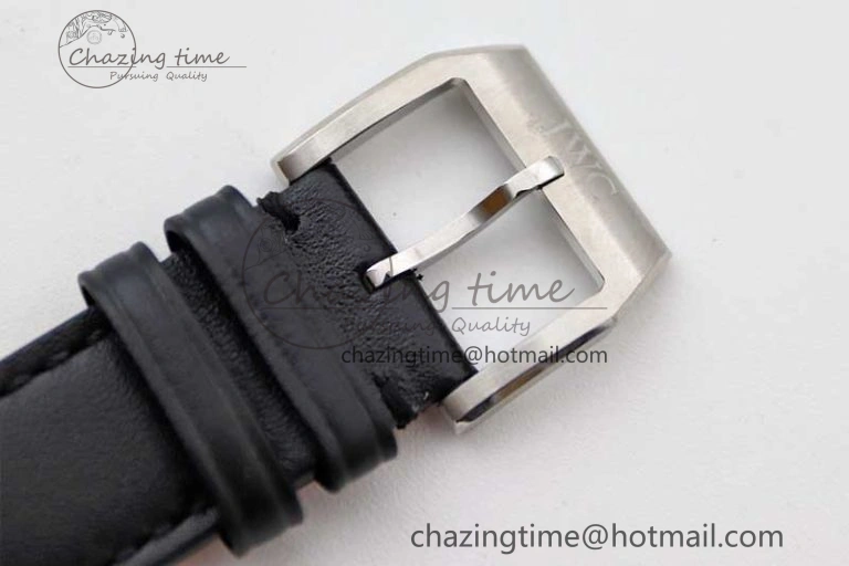 Refined Mark XVIII IW327012 SS M+F 1:1 Best Edition White Dial on Black Leather Strap A 7054