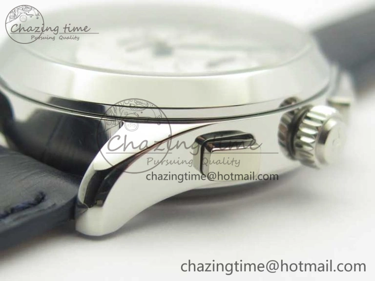 Master Chronograph SS 1538530 White Dial Blue Hand on Blue Leather Strap A MultiPurpose 4933