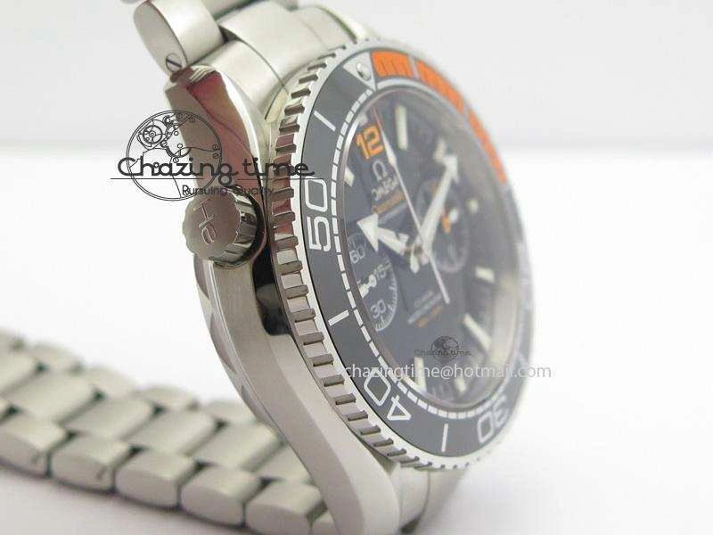 UrbanChic Master Chronometer 45mm SS JHF Black Dial On SS Bracelet A 8248