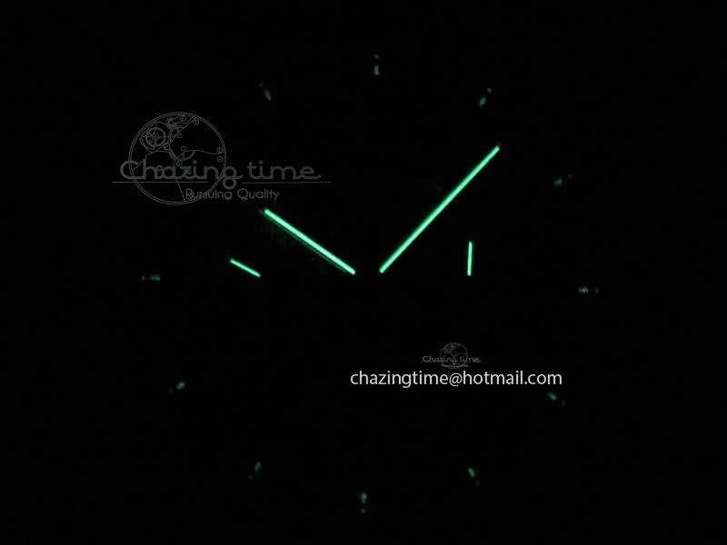 Montblanc Timewalker Chrono SS Black Dial Red 30 Sub Dial On Leather Strap A EasyMatch 7624