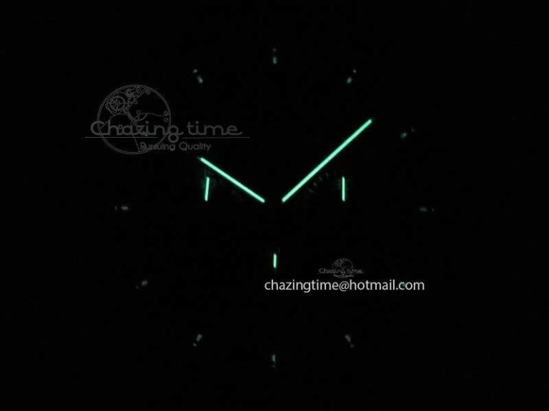 Montblanc Timewalker Chrono SS White Dial RG Numerals On Leather Strap A ZipUp 7621