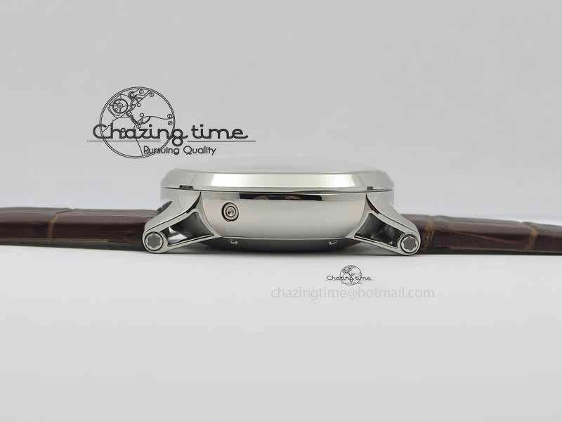 Montblanc Timewalker Chrono SS White Dial RG Numerals On Leather Strap A ZipUp 7621