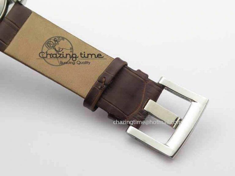 Montblanc Timewalker Chrono SS White Dial RG Numerals On Leather Strap A ZipUp 7621