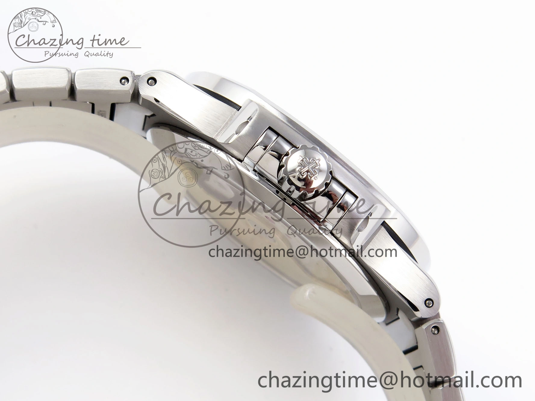 TravelReady NAUTILUS 7118 LADIES SS PPF 1:1 BEST EDITION BLUE DIAL DIAMONDS BEZEL ON SS BRACELET 324CS 8770