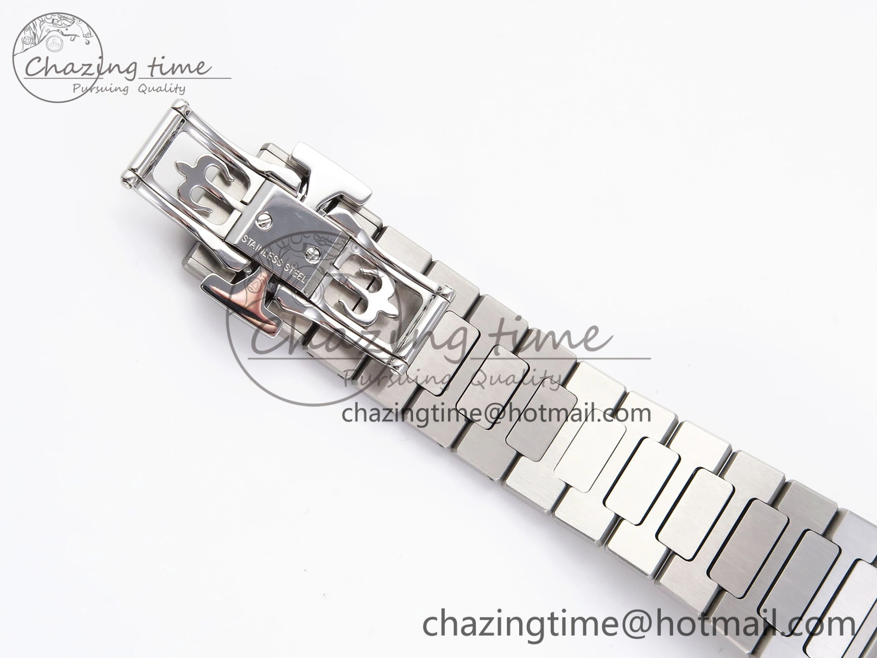 TravelReady NAUTILUS 7118 LADIES SS PPF 1:1 BEST EDITION BLUE DIAL DIAMONDS BEZEL ON SS BRACELET 324CS 8770