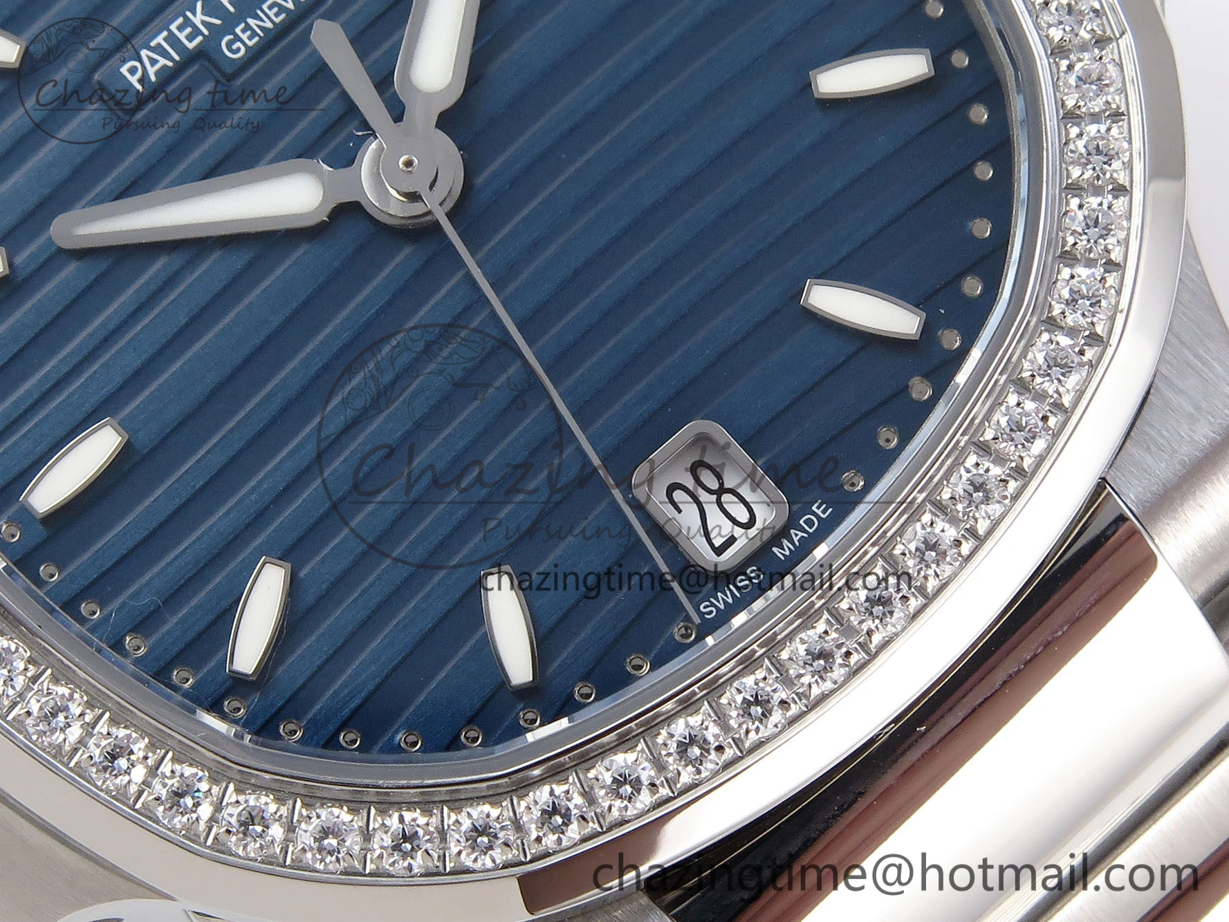 TravelReady NAUTILUS 7118 LADIES SS PPF 1:1 BEST EDITION BLUE DIAL DIAMONDS BEZEL ON SS BRACELET 324CS 8770