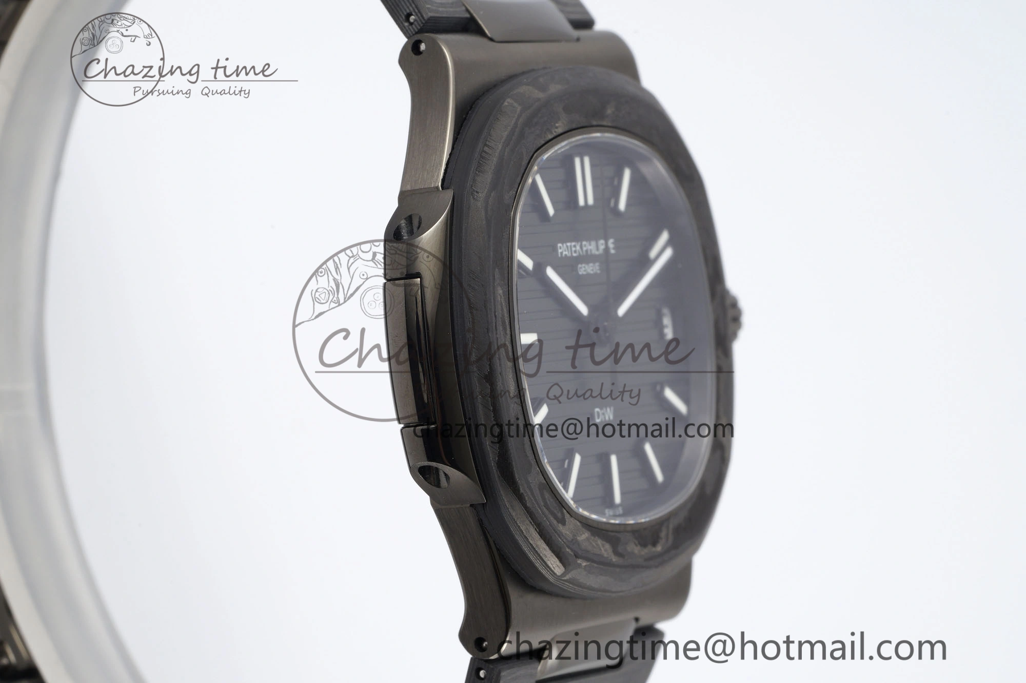 Sporty Nautilus 5711 DIW Carbon DIWF 1:1 Best Edition Black Textured Dial on Carbon PVD Bracelet 324CS 8826