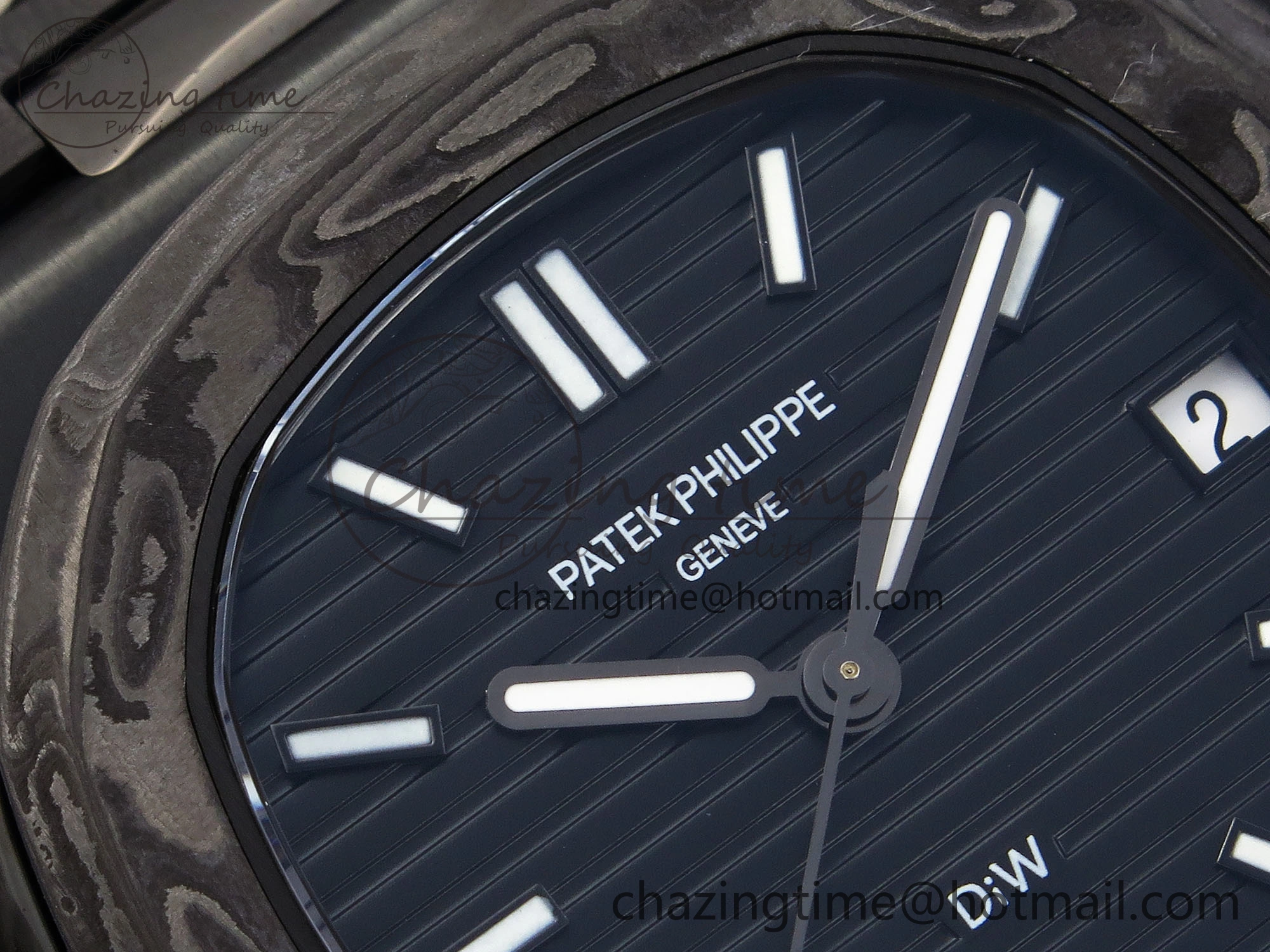 Versatile Nautilus 5711 DIW Carbon DIWF 1:1 Best Edition Blue Textured Dial on Carbon PVD Bracelet 324CS 8795