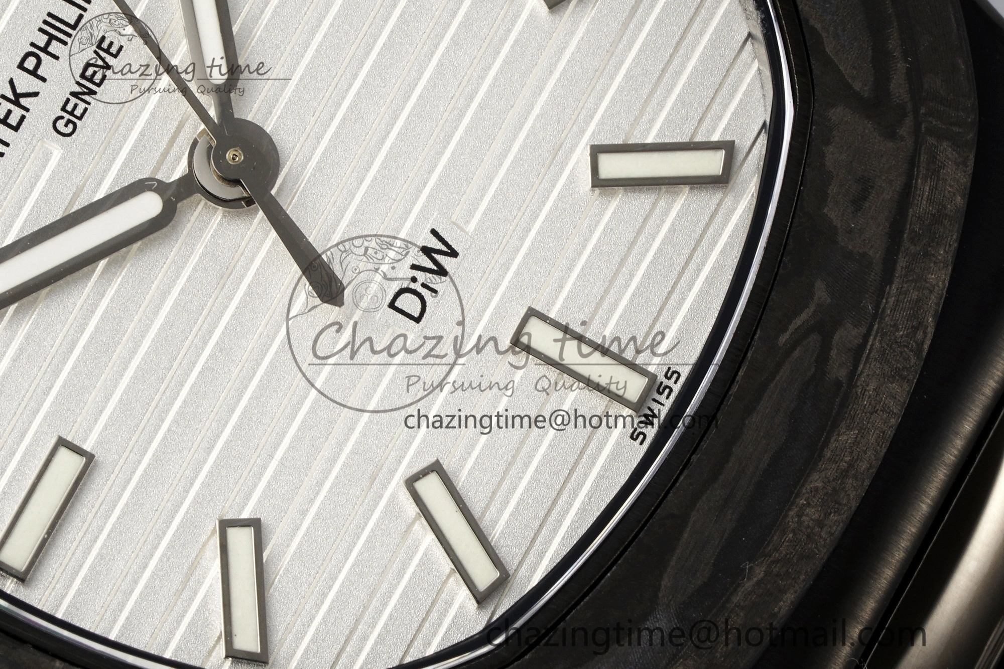 Nautilus 5711 DIW Carbon DIWF 1:1 Best Edition White Dial on Carbon PVD Bracelet 324CS Sophisticated 8796