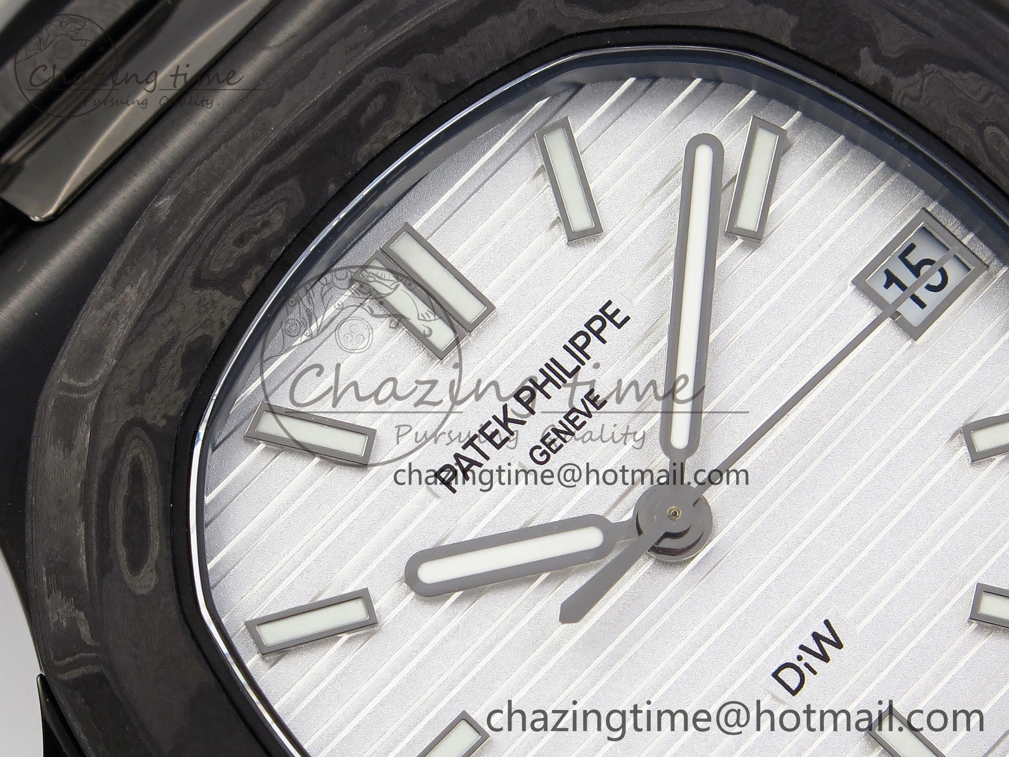 Nautilus 5711 DIW Carbon DIWF 1:1 Best Edition White Textured Dial on Carbon PVD Bracelet 324CS Stretchable 8792