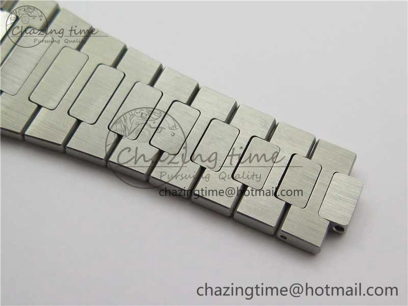 Nautilus 5711 1A PPF 1:1 Best Edition Green Textured Dial on SS Bracelet 324CS V Lightweight 8845