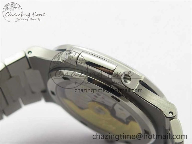 Nautilus 5711 1A PPF 1:1 Best Edition White Textured Dial on SS Bracelet 324CS V Lightweight 8934