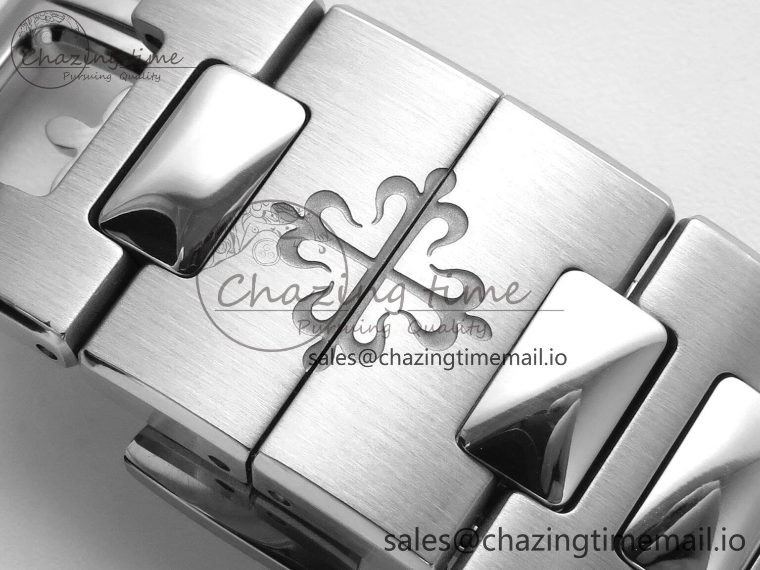 Nautilus 5712 SS OMEF 1:1 Best Edition Blue Dial on SS Bracelet A240 Super Clone Flexible 8677