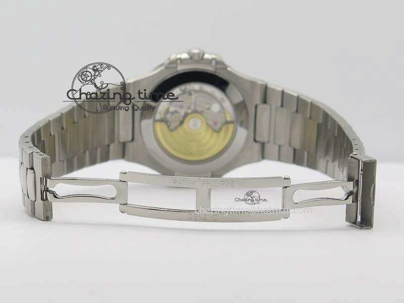 Nautilus 5726 Complicated SS Blue Textured Dial On SS Bracelet A Comfortable 9075