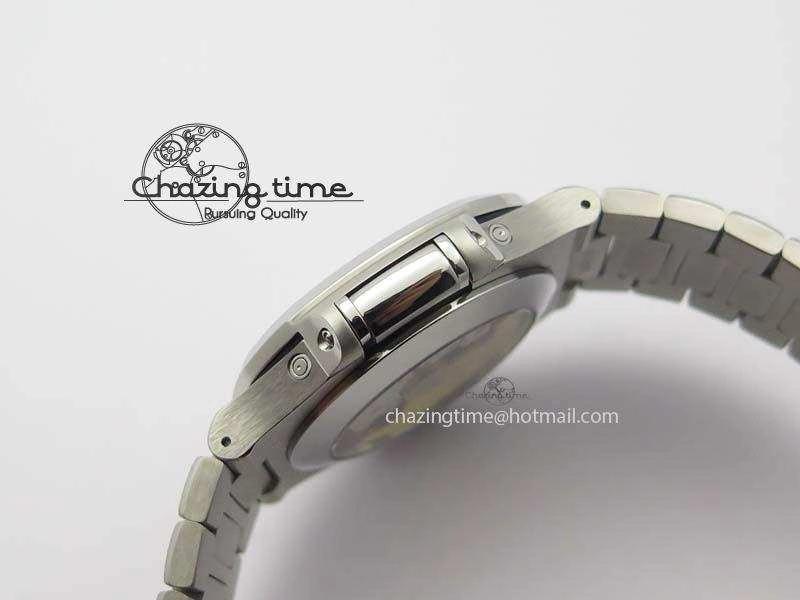 Nautilus 5726 Complicated SS Gray Textured Dial On SS Bracelet A Breathable 9070