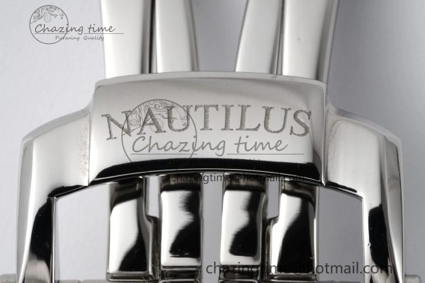 WrinkleFree Nautilus 5726 Complicated SS PPF 1:1 Best Edition Blue Textured Dial on Blue Rubber Strap A 8799