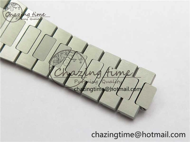 Nautilus 5726 Full Function SS PPF 1:1 Best Edition Gray Dial on SS Bracelet A ZeroBulk 8851