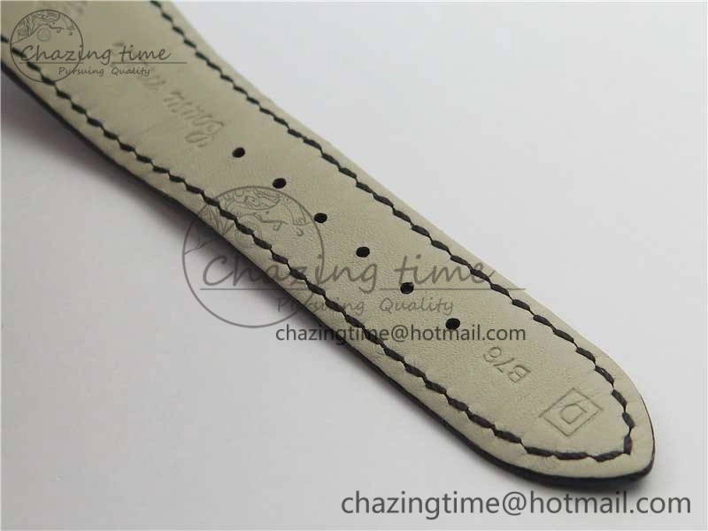 Nautilus 5726 PF Best Edition White Dial Working Annual Calendar On Black Croco Leather Strap A. Durable 8952