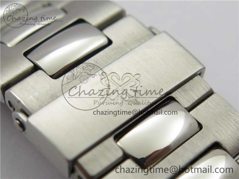 Attractive Nautilus 5726 V9F Best Edition Black Dial Working Annual Calendar SS Bracelet A. 8929