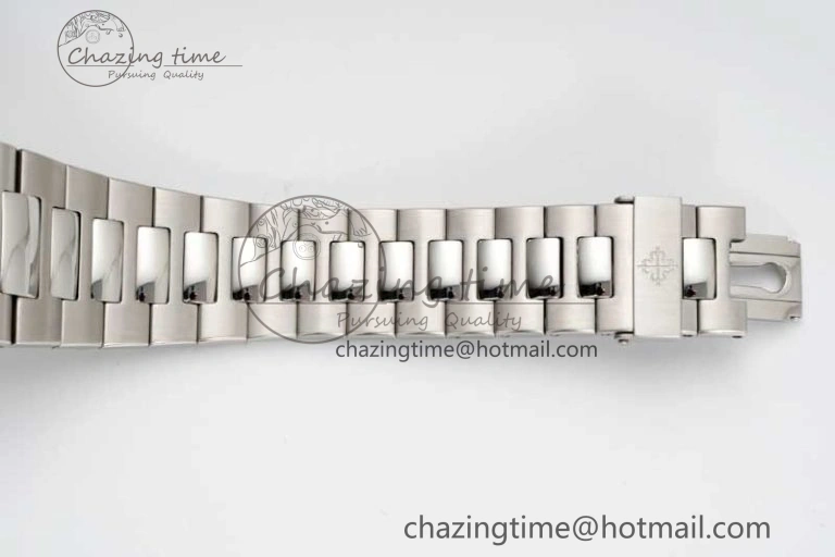 Nautilus 5740 SS GRF Best Edition Blue Dial Diamonds Bezel on SS Bracelet A Casual 8835