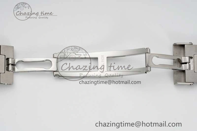 Nautilus 5740 SS GRF Best Edition Gray Dial Diamonds Bezel on SS Bracelet A Packable 8836