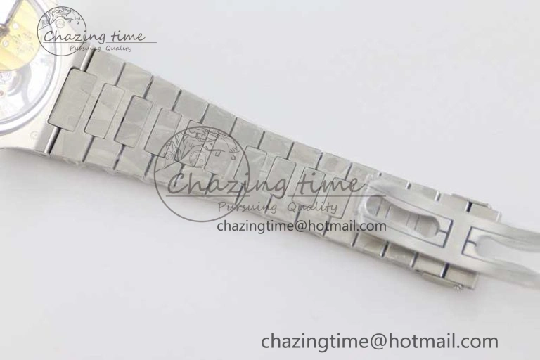 Nautilus 5740 SS GRF Best Edition Green Dial Diamonds Bezel on SS Bracelet A Packable 8833